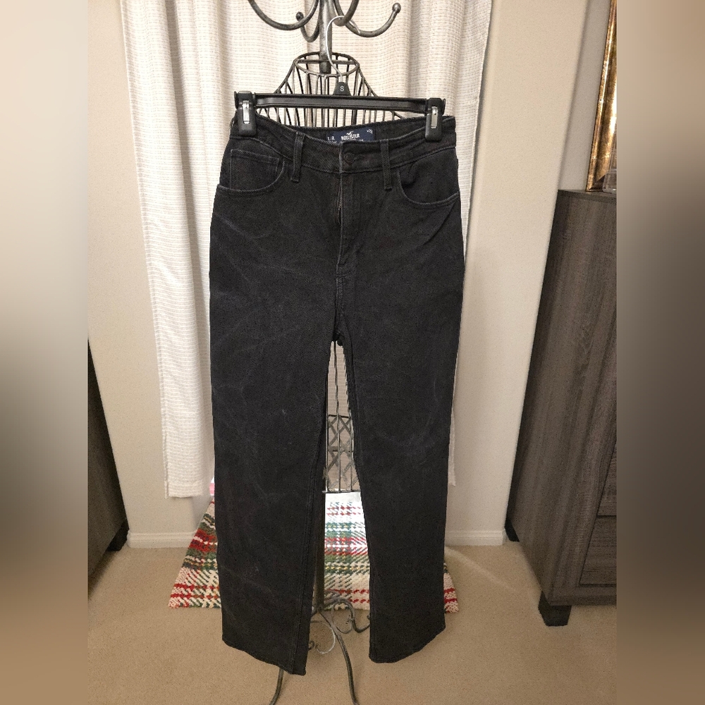 Hollister Women's Black Straight Jeans